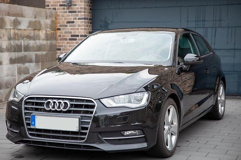 Gebraucht Audi A3 Ambition 150 PS (110 kW) 2015 Schwarz Limousine