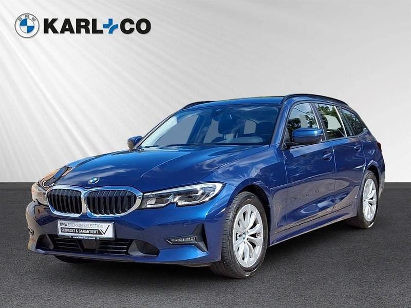 Blau Gebraucht 2021 BMW 318 Advantage Kombi | 24.998 € (Etwas zu teuer) - Bild 1/4