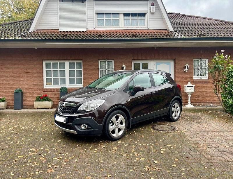 Braun Gebraucht 2013 Opel Mokka Innovation SUV | 6.999 € (Superpreis) - Bild 1/4