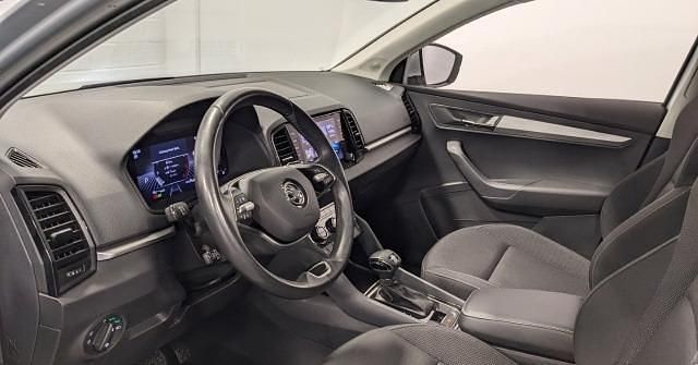 Metallic Gebraucht 2024 Skoda Karoq Selection SUV | 30.910 € (Etwas zu teuer) - Bild 1/4