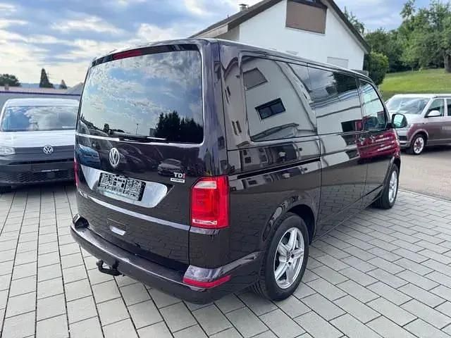 Usata VW Multivan 150 CV (110 kW) 2017 Andere Monovolume