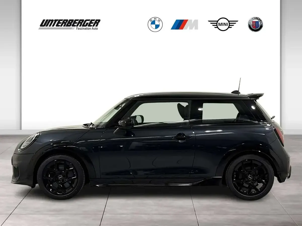 Gebraucht Mini John Cooper Works 156 PS (114 kW) 2025 Legend grey Kleinwagen