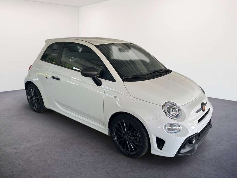 Gebraucht Abarth 595 165 PS (121 kW) 2023 Weiss Kleinwagen