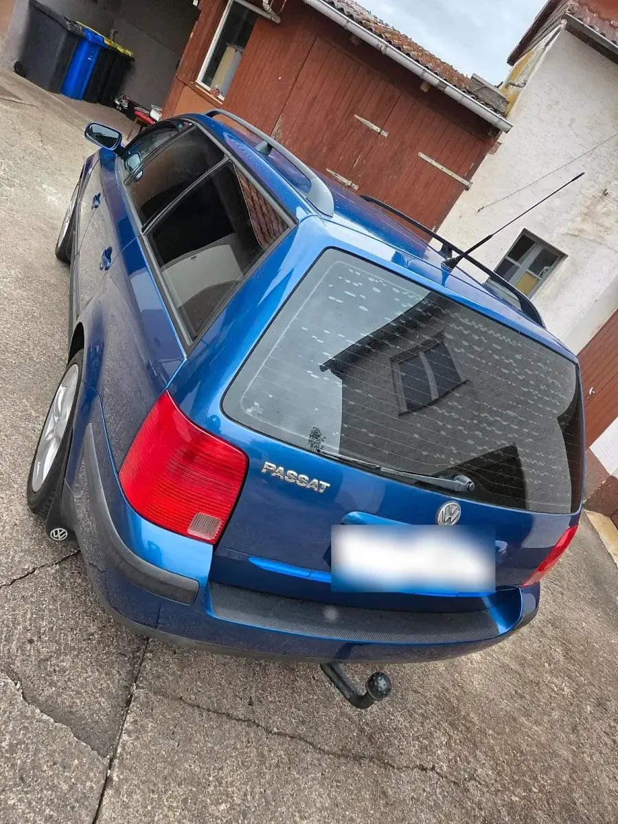 Occasion VW Passat 101 ch (74 kW) 2000 Bleue Break