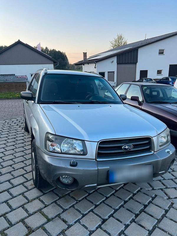 Second-hand Subaru Forester 130 CP (95 kW) 2004 Gri SUV