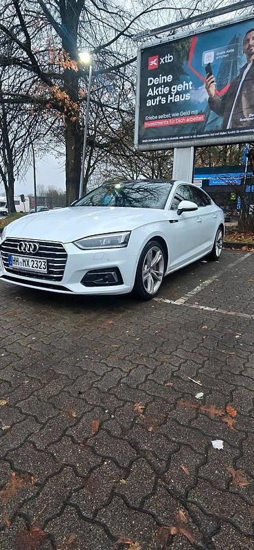 Weiß Gebraucht 2019 Audi A5 Limousine | 24.000 € (Fairer Preis) - Bild 1/4