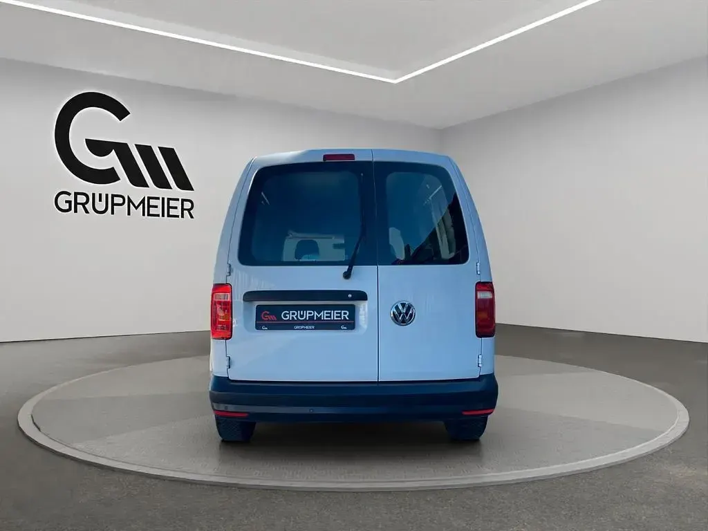 Second-hand VW Caddy 75 CP (55 kW) 2016 Alb Monovolum