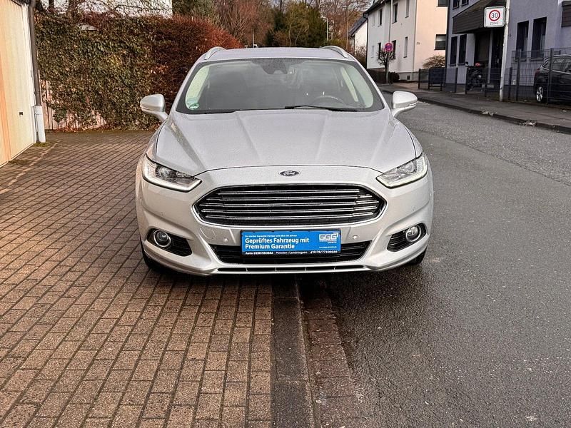 Gebraucht Ford Mondeo Titanium 160 PS (117 kW) 2018 Polarsilber metallic Kombi