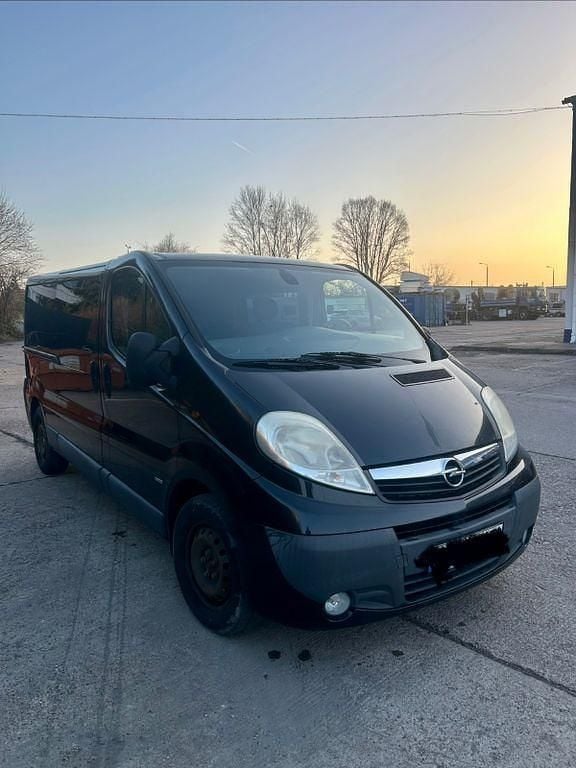 Gebraucht Opel Vivaro 145 PS (106 kW) 2011 Grau Van / Kleinbus