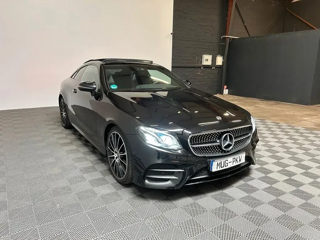 Gebraucht Mercedes E300 AMG 245 PS (180 kW) 2019 Schwarz Coupé