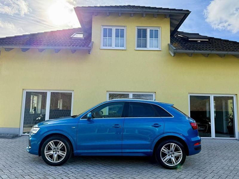 Gebraucht Audi Q3 S-Line 179 PS (131 kW) 2017 Blau SUV