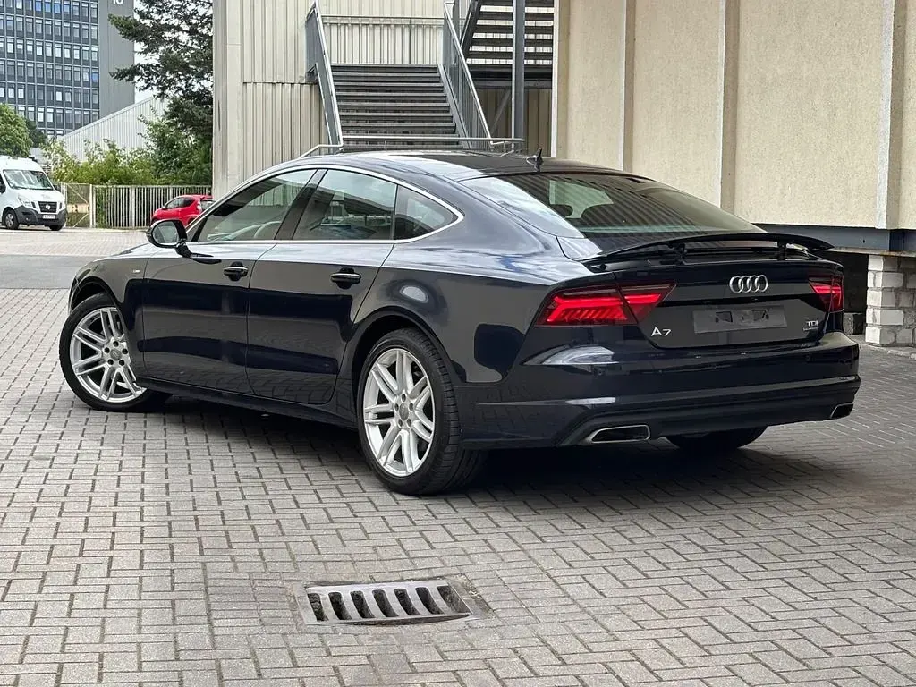 Gebraucht Audi A7 S-Line 272 PS (200 kW) 2016 Blau Kleinwagen