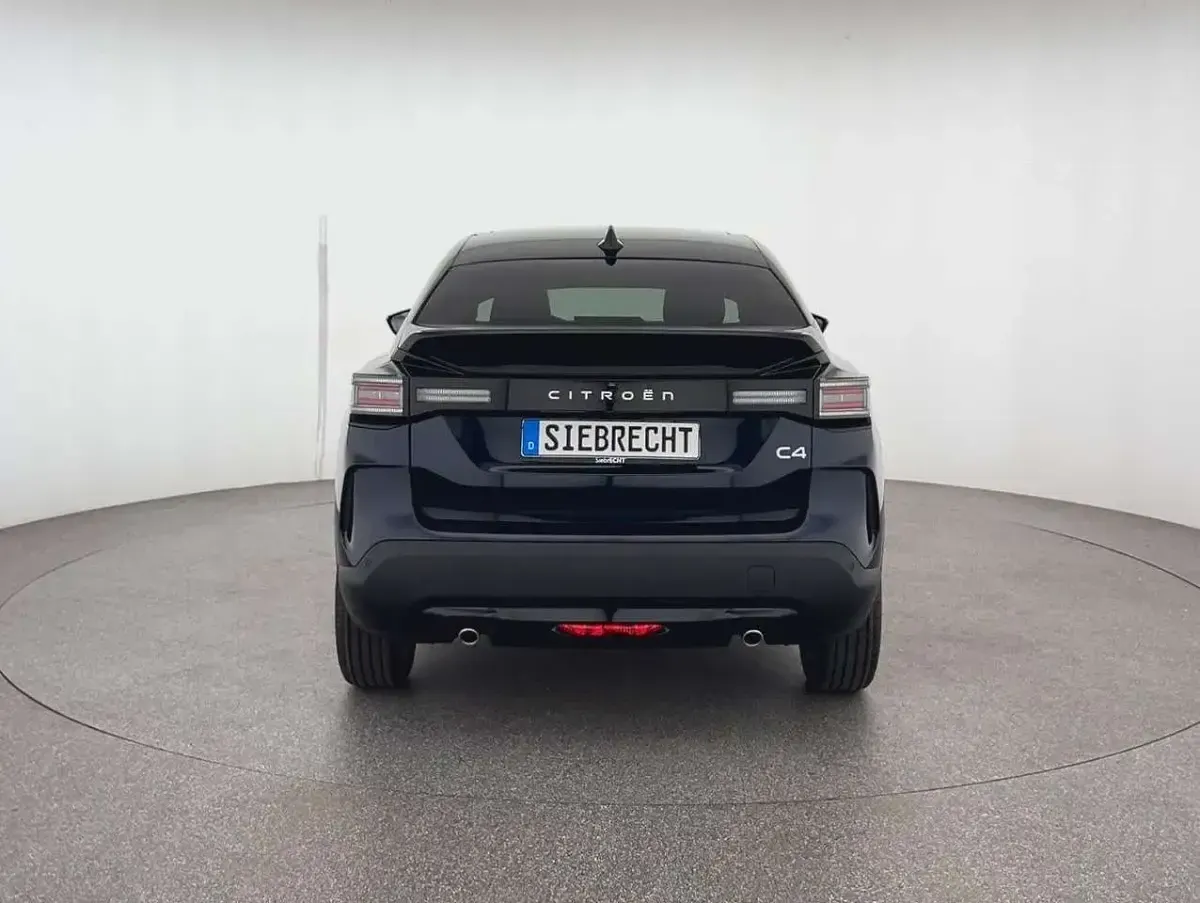 Neu Citroën C4 131 PS (96 kW) 2025 Blau Limousine