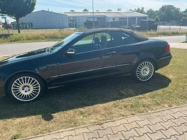 Gebraucht Mercedes CLK320 Avantgarde 224 PS (164 kW) 2006 Schwarz Cabrio