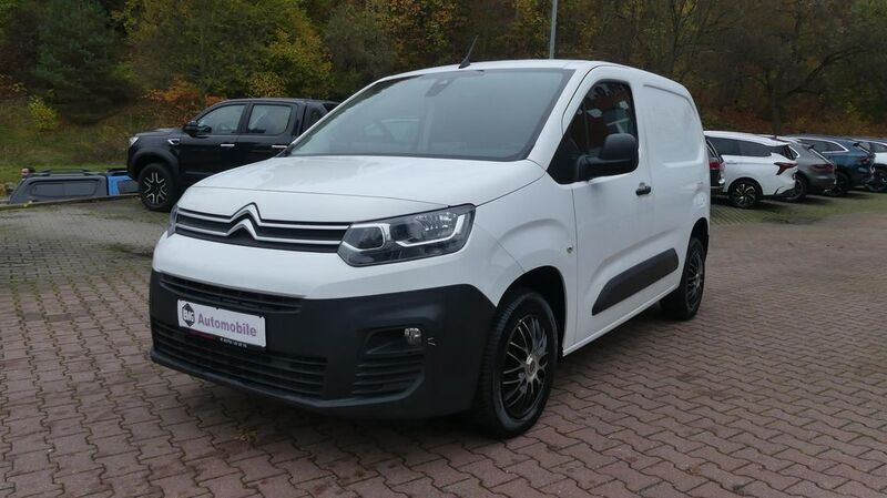 Weiß Gebraucht 2019 Citroën Berlingo Van / Kleinbus | 11.990 € (Superpreis) - Bild 1/4