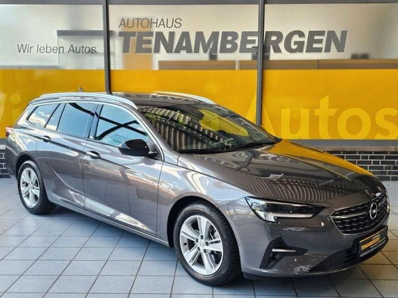 Mondstein grau/e:vulkan grau Gebraucht 2023 Opel Insignia Business Kombi | 22.400 € (Etwas zu teuer) - Bild 1/4