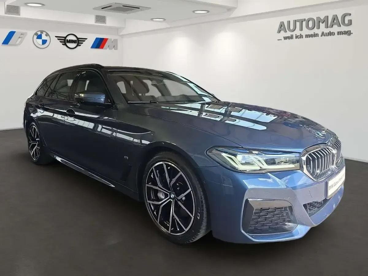 Gebraucht BMW 540 M Sport 340 PS (250 kW) 2023 Blau Limousine