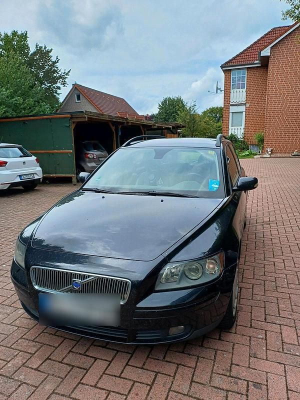 Schwarz Gebraucht 2004 Volvo V50 Kombi | 999 € (Fairer Preis) - Bild 1/4