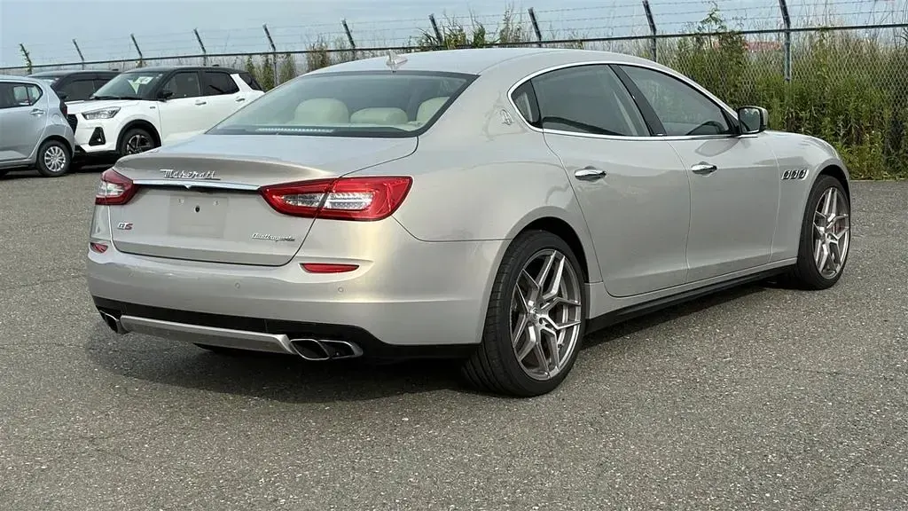 Gebraucht Maserati Quattroporte 530 PS (389 kW) 2015 Silber Limousine