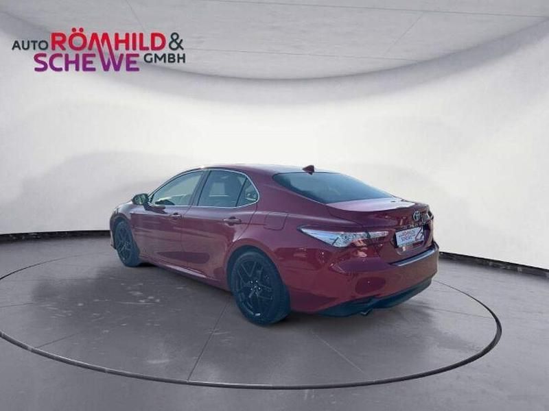 Gebraucht Toyota Camry 178 PS (130 kW) 2019 Rot Limousine