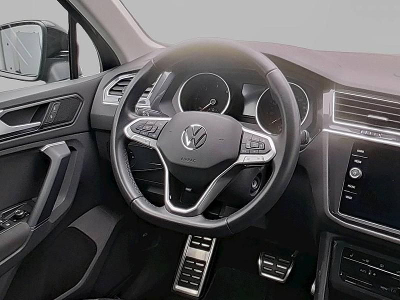 Gebraucht VW Tiguan Active 150 PS (110 kW) 2022 Schwarz SUV