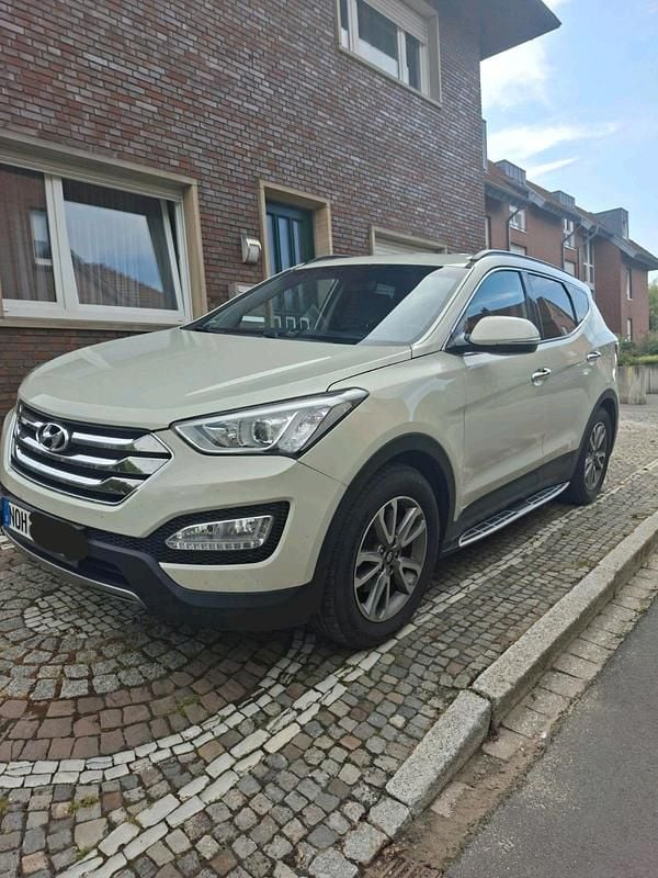 Gebraucht Hyundai Santa Fe 150 PS (110 kW) 2015 Braun SUV