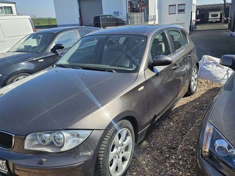 Gebraucht 2005 BMW 120 Kleinwagen | 5.500 € (Teuer) - Bild 1/4