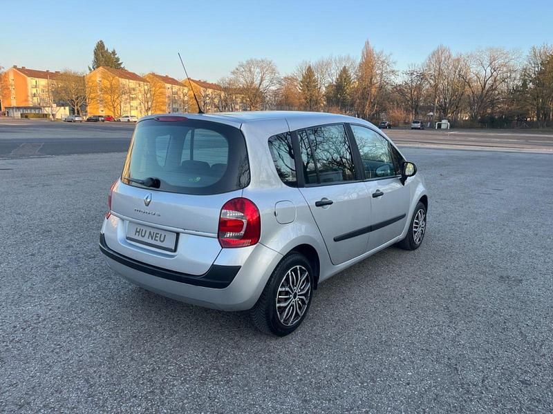 Gebraucht Renault Grand Modus Authentique 75 PS (55 kW) 2008 Silber Van / Kleinbus