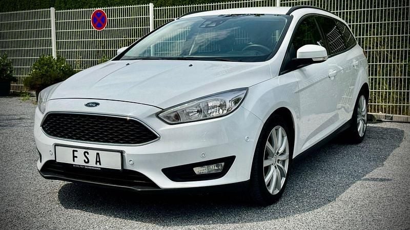 Gebraucht Ford Focus Business Edition 150 PS (110 kW) 2016 Weiß Kombi