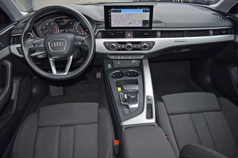 Gebraucht Audi A4 Ambiente 286 PS (210 kW) 2020 Navarrablau metallic Kombi