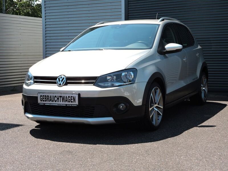 Beige Gebraucht 2010 VW Polo Cross Kleinwagen | 9.900 € (Teuer) - Bild 1/3