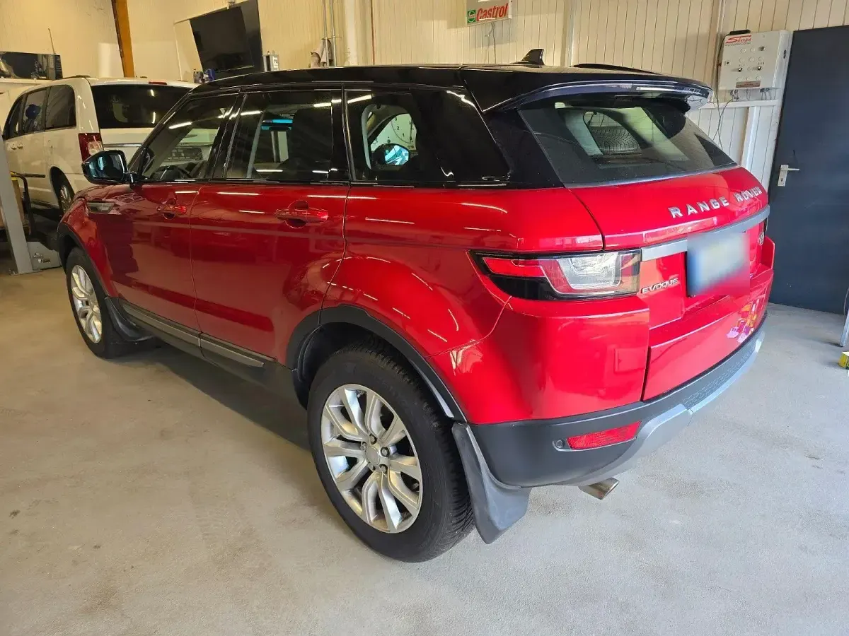 Gebraucht Land Rover Range Rover evoque SE 179 PS (131 kW) 2015 Rot SUV