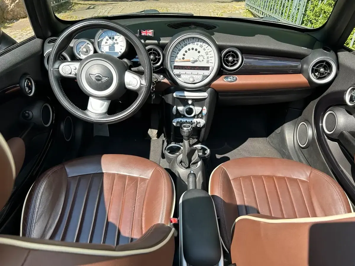 Occasion Mini One Cabriolet 98 PK (72 kW) 2010 Zwart Cabriolet