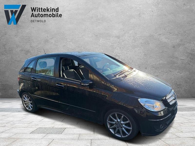 Schwarz Gebraucht 2008 Mercedes B200 Van / Kleinbus | 3.990 € (Guter Preis) - Bild 1/4