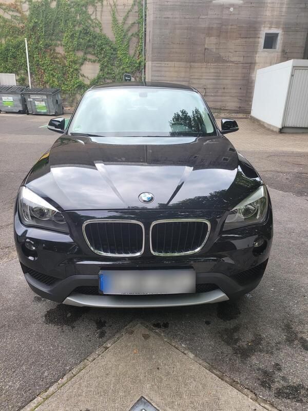 Schwarz Gebraucht 2012 BMW X1 SUV | 8.500 € (Guter Preis) - Bild 1/4