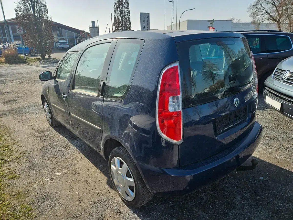 Gebraucht Skoda Roomster 70 PS (51 kW) 2009 Blau Van / Kleinbus