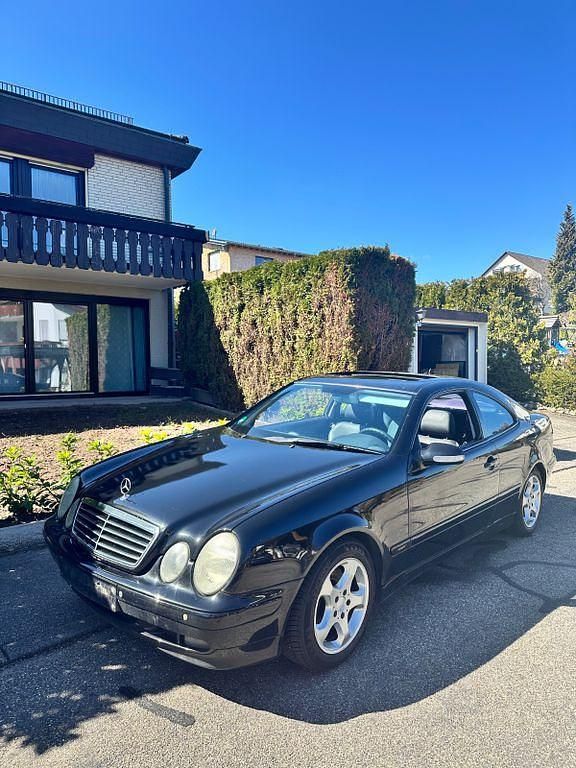Gebraucht Mercedes CLK320 Avantgarde 218 PS (160 kW) 2000 Schwarz Coupé