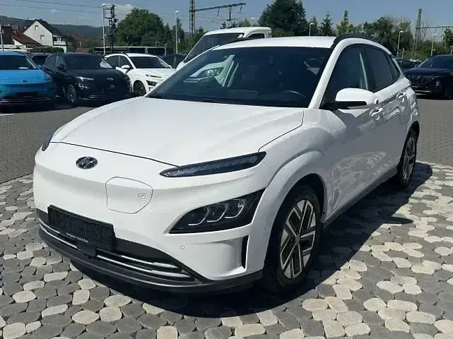 Gebraucht Hyundai Kona Prime 150 kW (204 PS) 2023 Weiß SUV