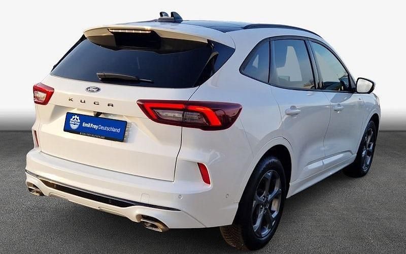 Gebraucht Ford Kuga ST-Line X 186 PS (136 kW) 2024 Frozen white SUV
