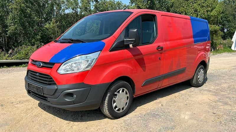 Rot Gebraucht 2014 Ford Transit Custom Van | 5.900 € (Superpreis) - Bild 1/4