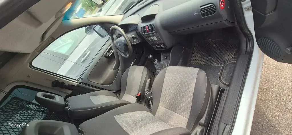 Gebraucht Opel Combo 90 PS (66 kW) 2008 Weiß Van / Kleinbus