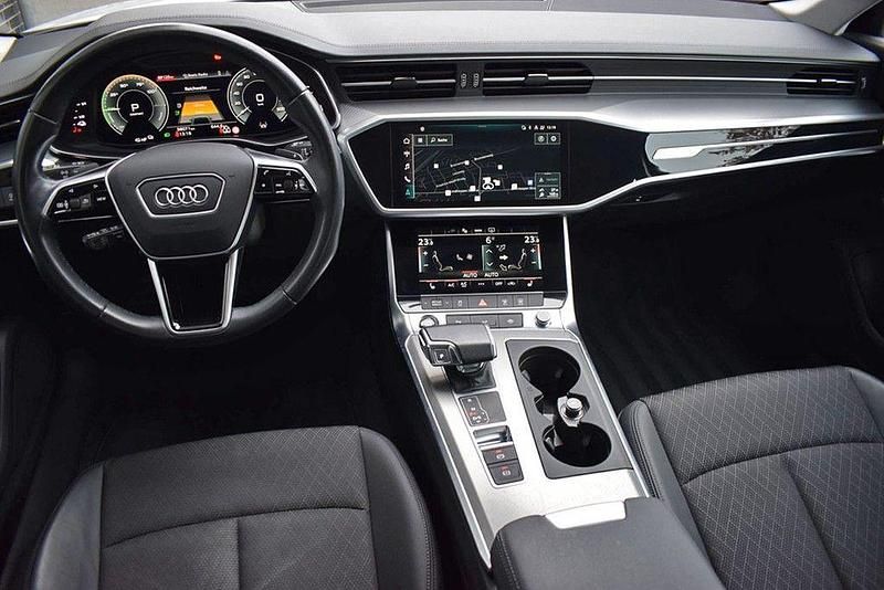 Gebraucht Audi A6 Design 299 PS (219 kW) 2022 Weiß Kombi