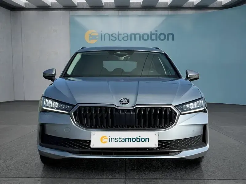 Gebraucht Skoda Superb 150 PS (110 kW) 2024 Andere Kombi