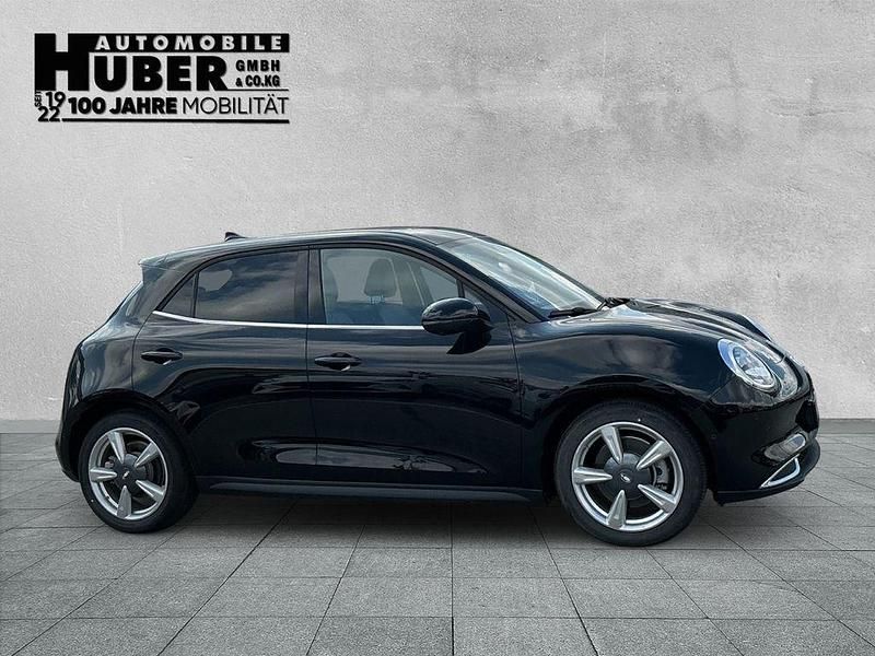 Usata Ora 03 125 kW (171 CV) 2024 Nero Utilitaria