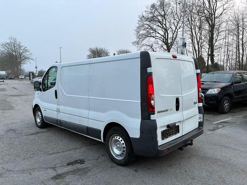 Gebraucht Renault Trafic 2014 Weiß Van / Kleinbus