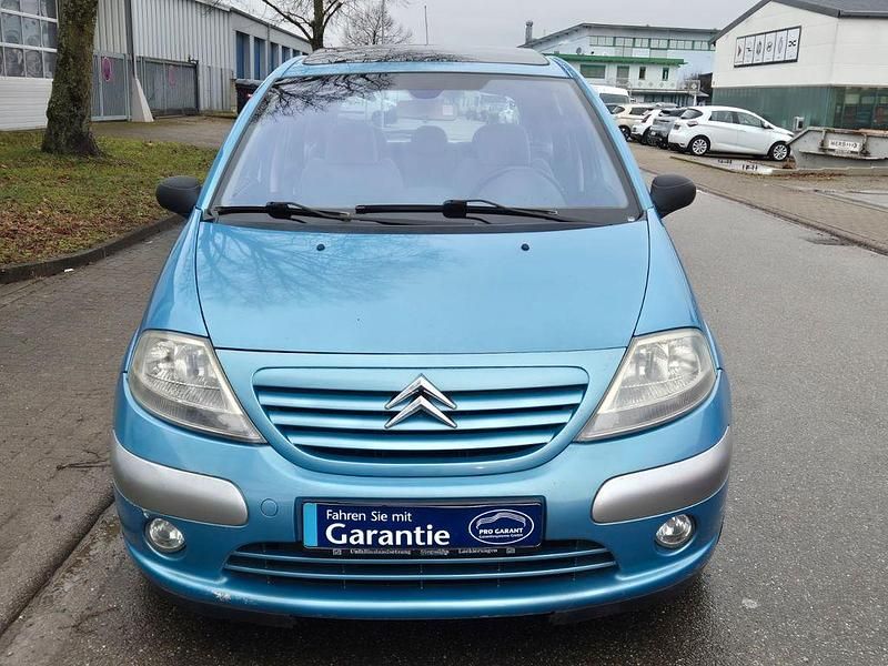 Gebraucht Citroën C3 Exclusive 109 PS (80 kW) 2003 Blau Limousine