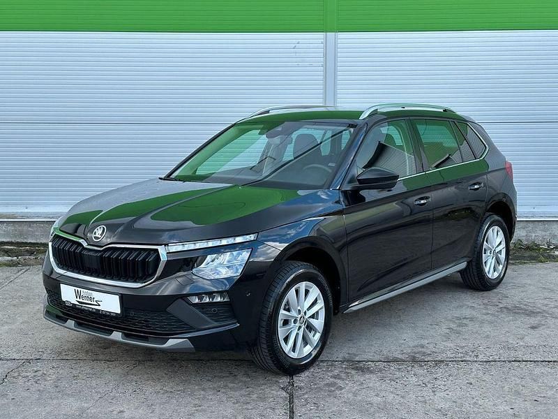 Schwarz Gebraucht 2024 Skoda Kamiq Selection SUV | 24.670 € (Fairer Preis) - Bild 1/2