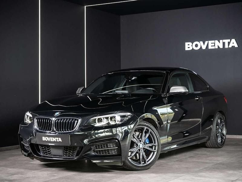Black sapphire metallic Gebraucht 2018 BMW M2 Coupé | 37.850 € (Guter Preis) - Bild 1/4