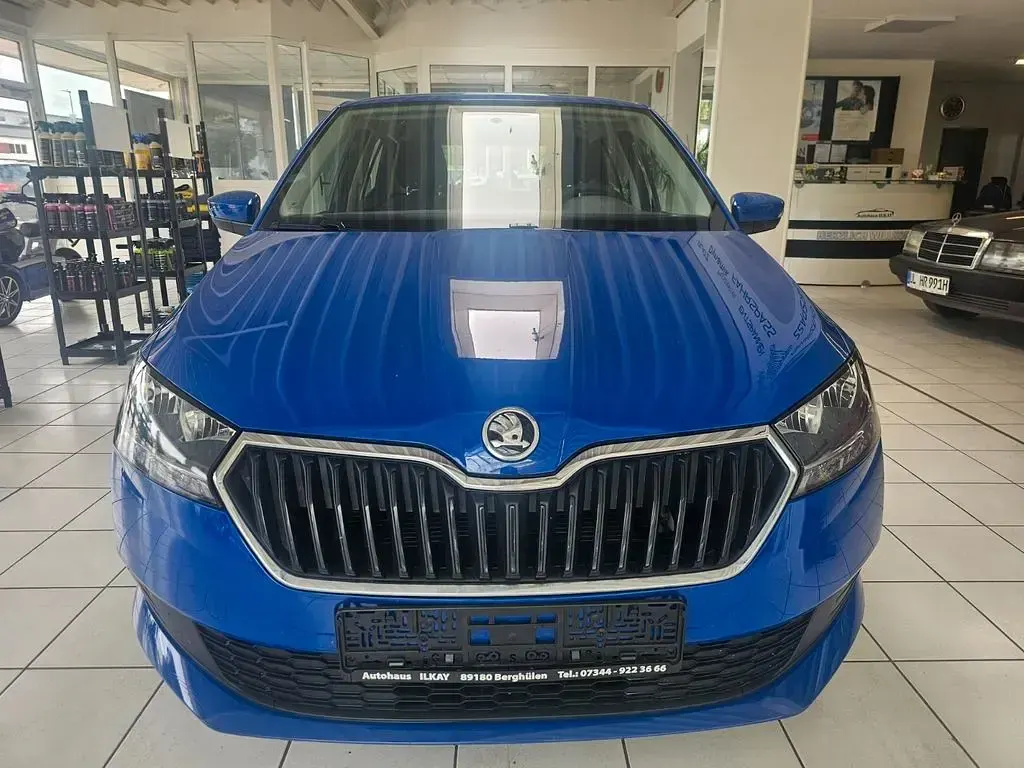 Gebraucht Skoda Fabia Active 60 PS (44 kW) 2021 Blau Kleinwagen