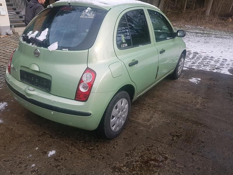 Gebraucht Nissan Micra 65 PS (47 kW) 2006 Grün Kleinwagen